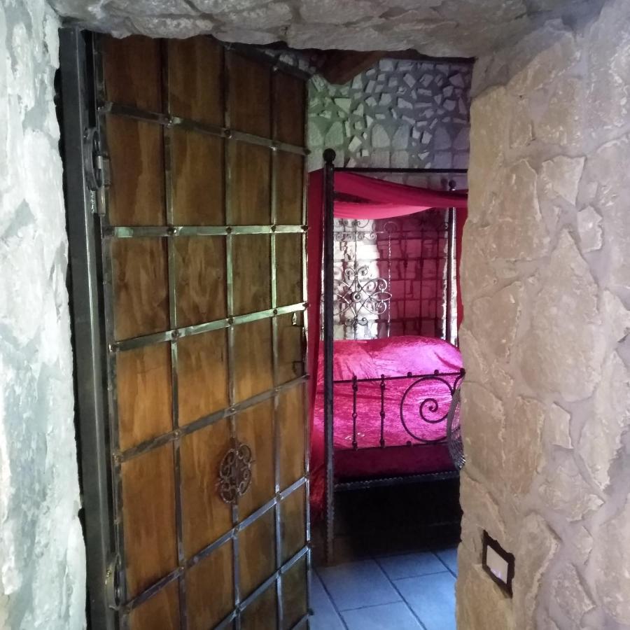 Castle House Apartment Cremona Exterior foto