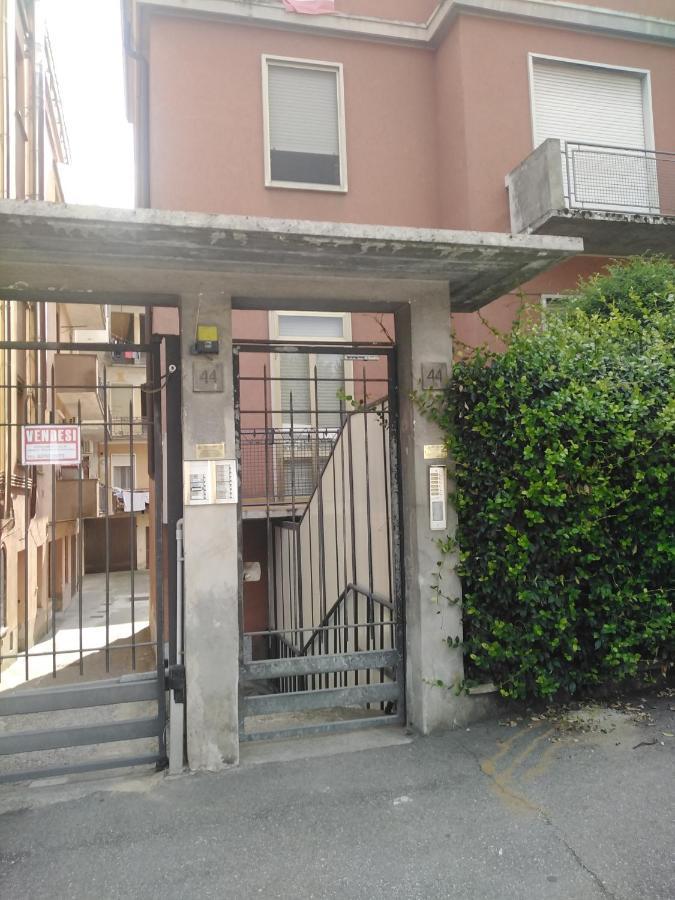 Castle House Apartment Cremona Exterior foto